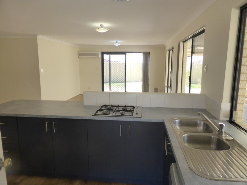 3 Saintfield Corner, Ridgewood WA 6030