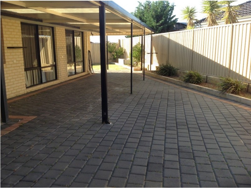 3 Saintfield Corner, Ridgewood WA 6030