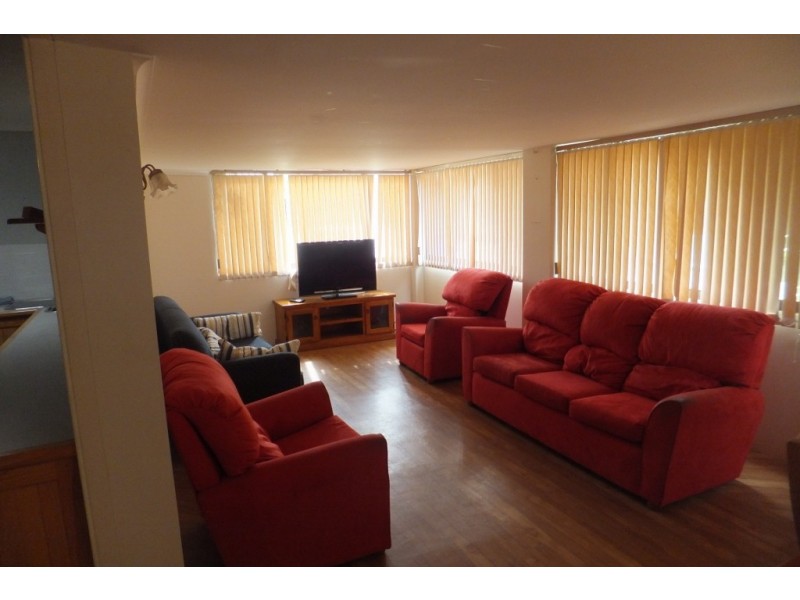 Unit 3/2 Casuarina Crescent, Jurien Bay WA 6516