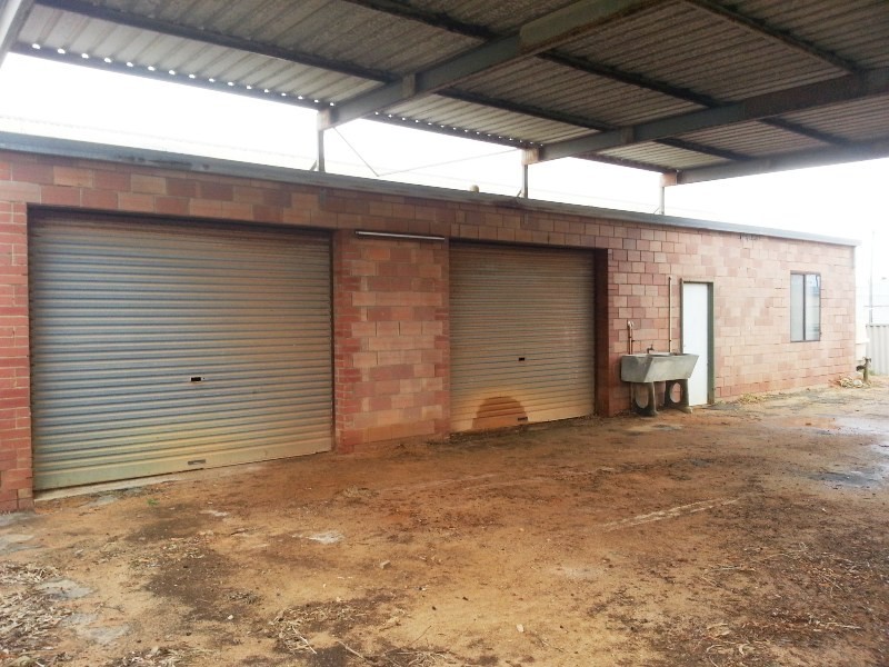 90 THOMAS STREET, Leeman WA 6514