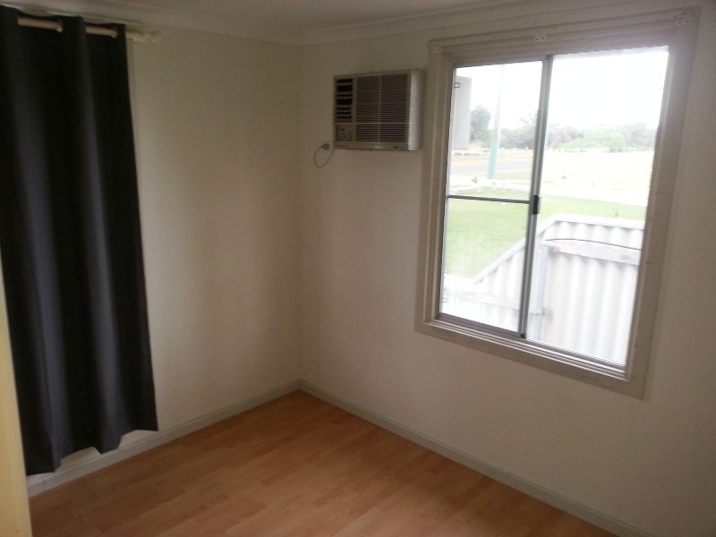 90 THOMAS STREET, Leeman WA 6514