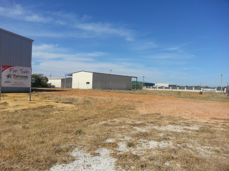 23 (L633) LAKE STREET, Leeman WA 6514