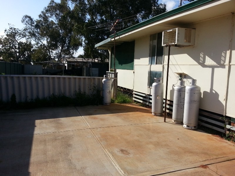 9 BOWMAN STREET, Carnamah WA 6517