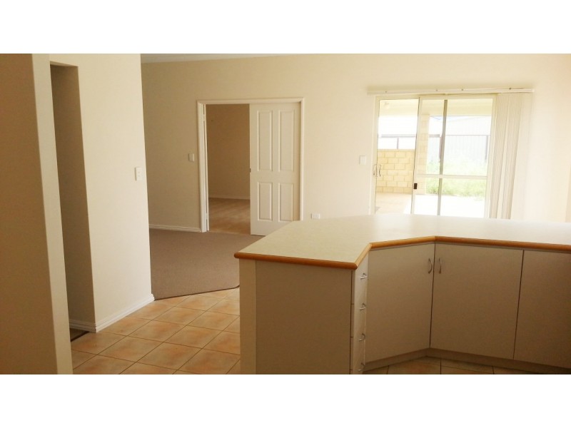 64 LESUEUR DRIVE, Jurien Bay WA 6516