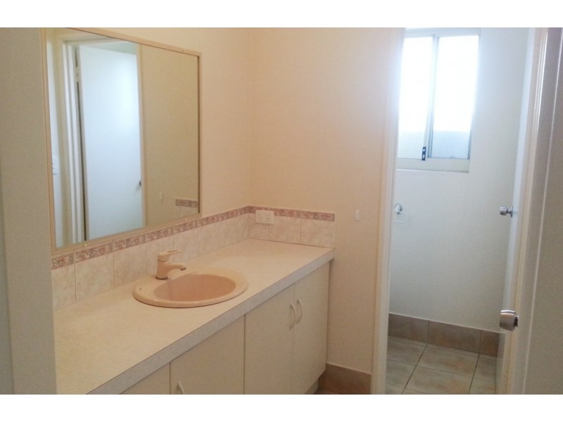 64 LESUEUR DRIVE, Jurien Bay WA 6516