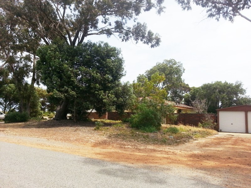 1 JONES STREET, Leeman WA 6514