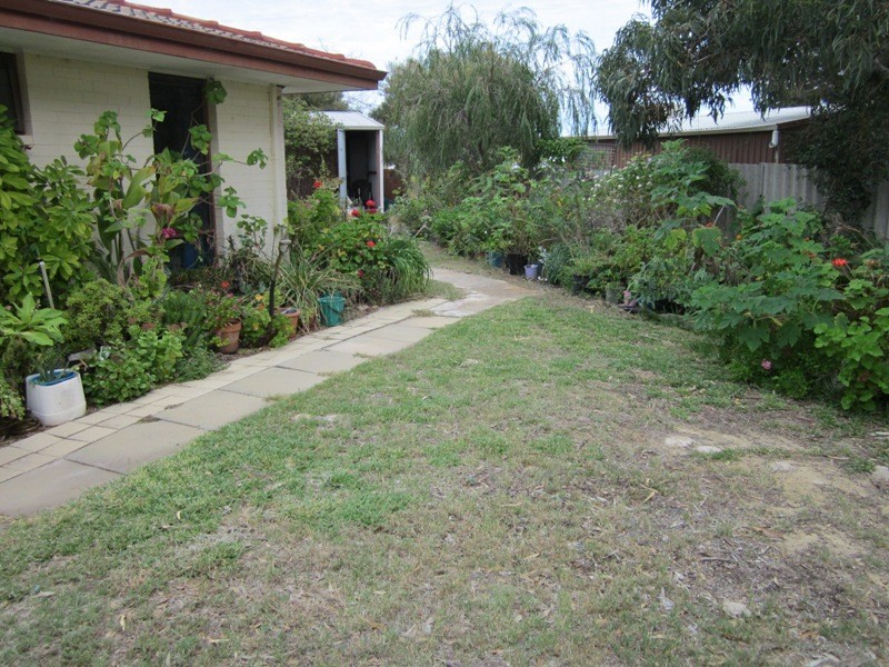 1 JONES STREET, Leeman WA 6514