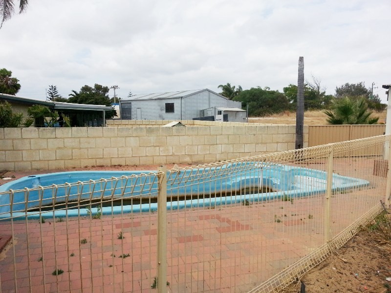 8 BONHAM STREET, Leeman WA 6514