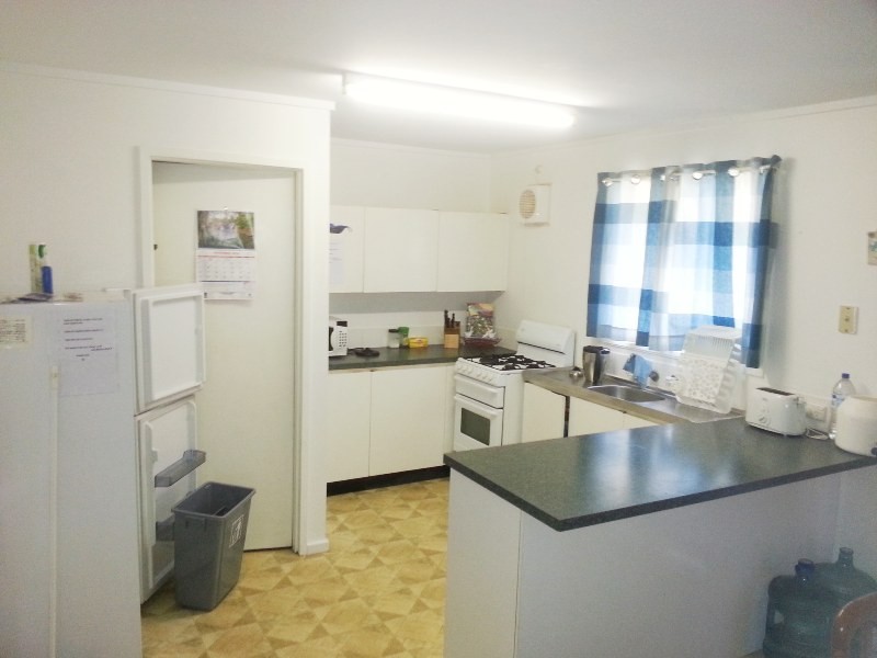 8 BELL COURT, Leeman WA 6514