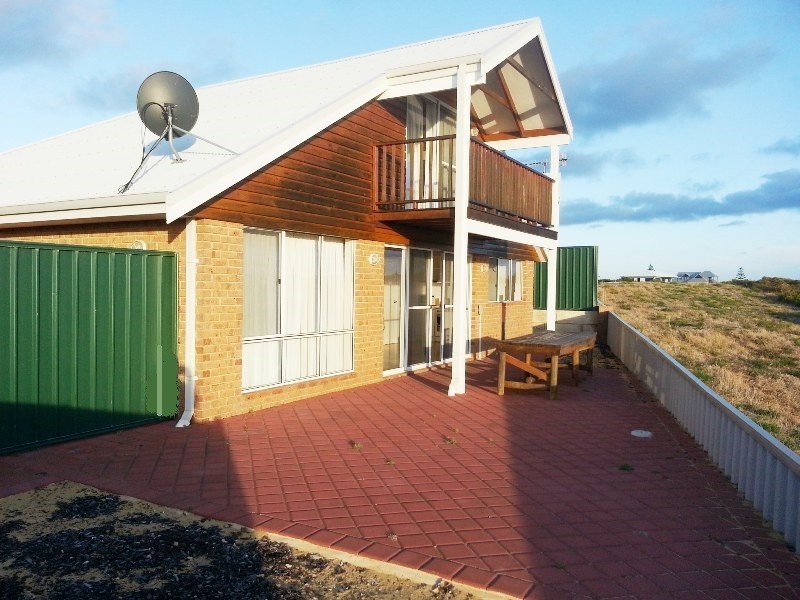 2(U12) HUELVA PLACE, Cervantes WA 6511