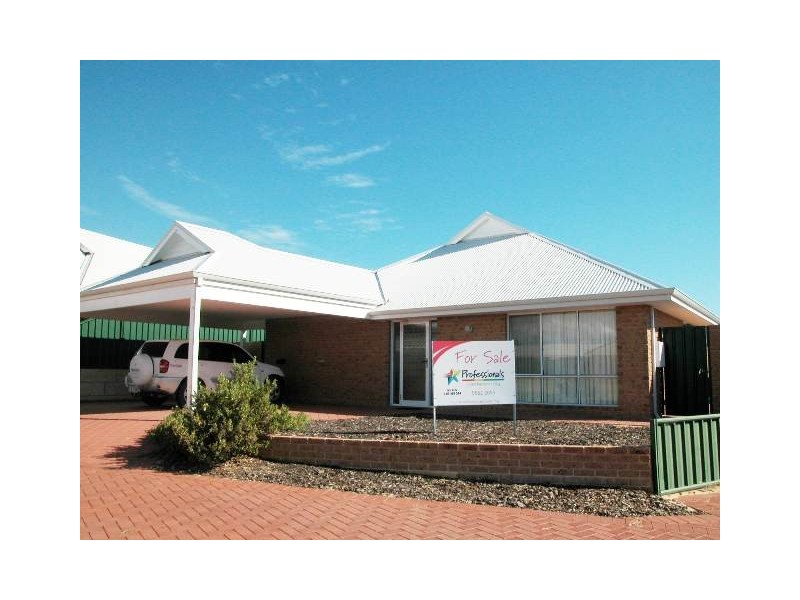 2(U12) HUELVA PLACE, Cervantes WA 6511