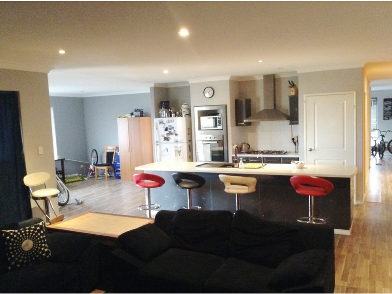 4 Peaceful Bay Parade, Jurien Bay WA 6516