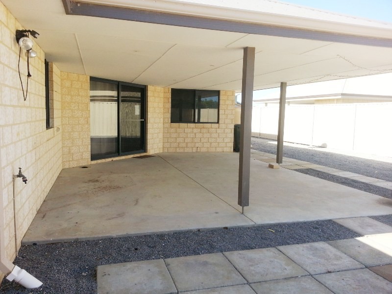6 FIGTREE WAY, Jurien Bay WA 6516