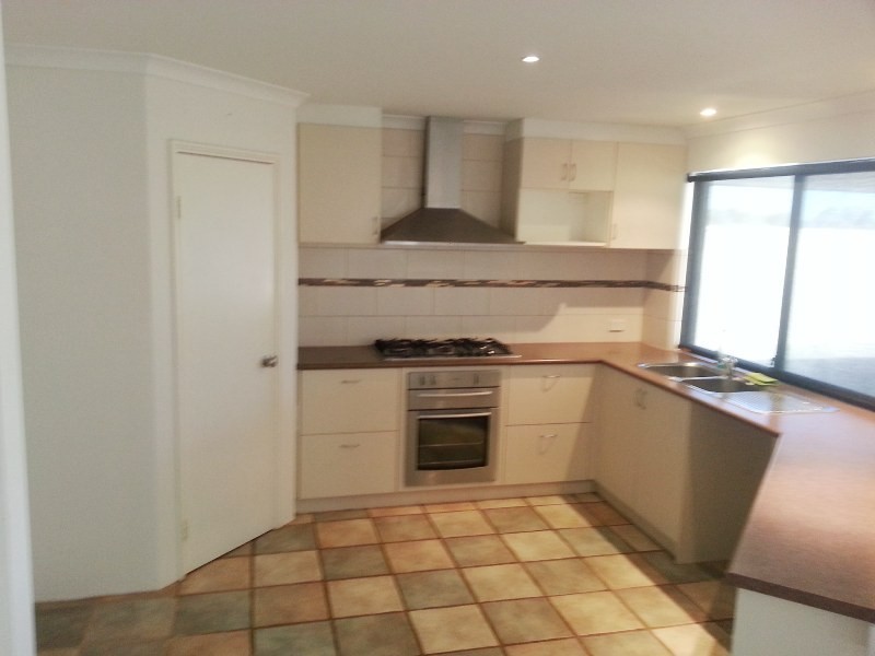 6 FIGTREE WAY, Jurien Bay WA 6516