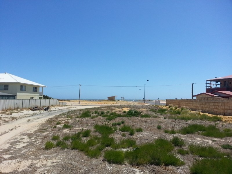 14 (L534) ILLYARRIE STREET, Leeman WA 6514