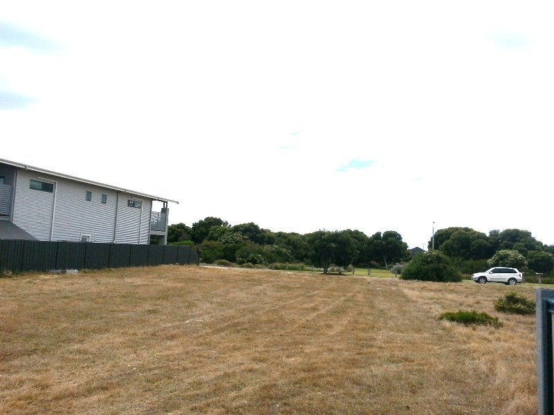 6 (L451) NEMCIA WAY, Jurien Bay WA 6516