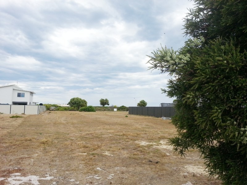 6 (L451) NEMCIA WAY, Jurien Bay WA 6516