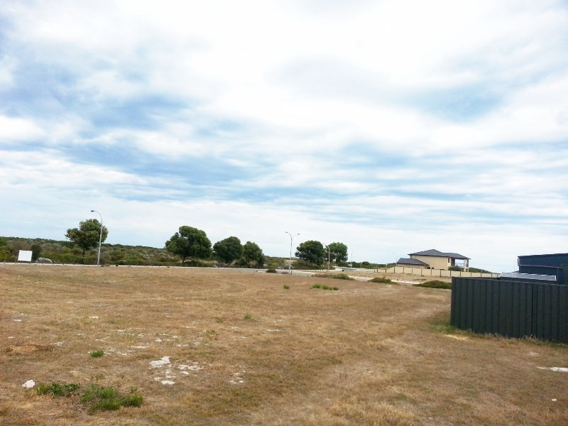 6 (L451) NEMCIA WAY, Jurien Bay WA 6516