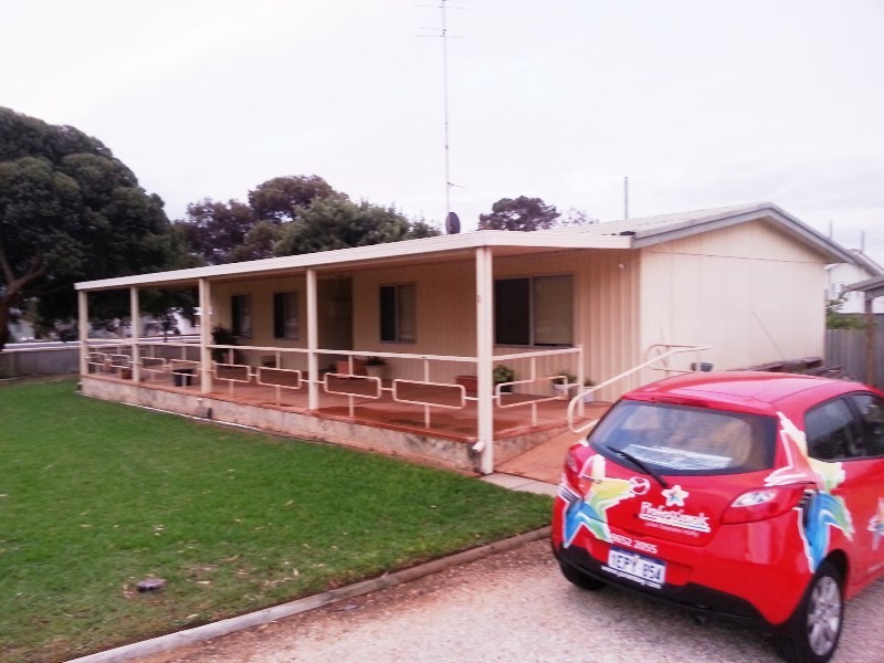 1 SANDLAND STREET, Jurien Bay WA 6516