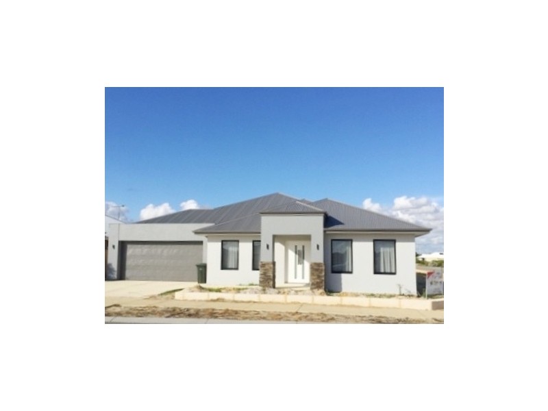 37 ADRIANA PARADE, Jurien Bay WA 6516