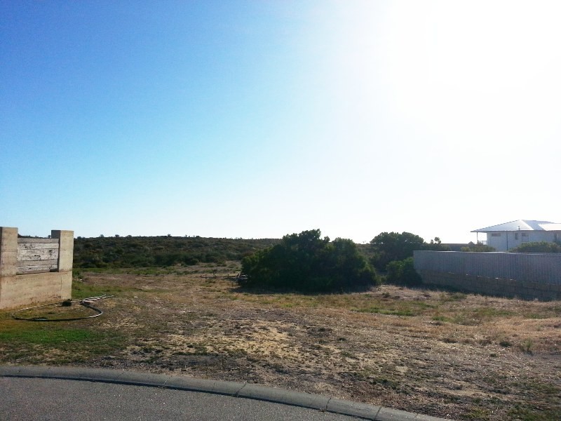 4 (LOT 745) GRANADA GLADE, Cervantes WA 6511