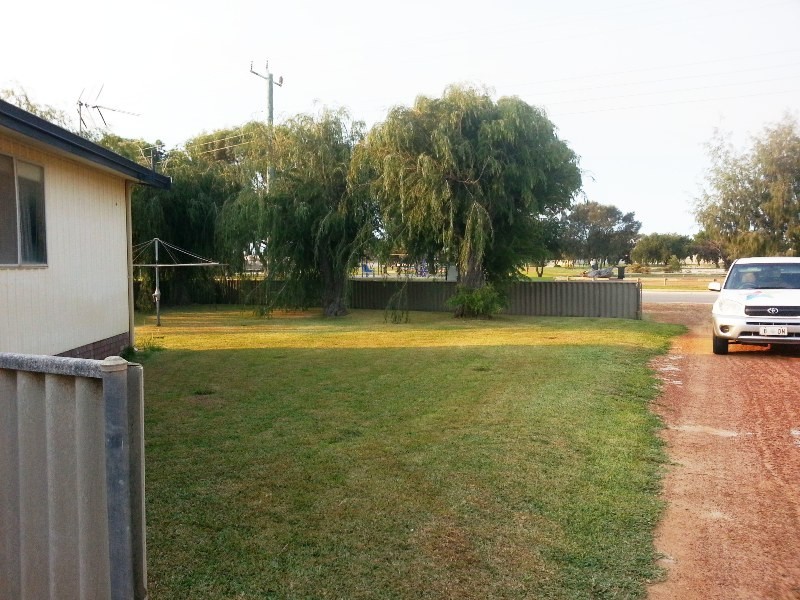 19 HASTING STREET, Jurien Bay WA 6516