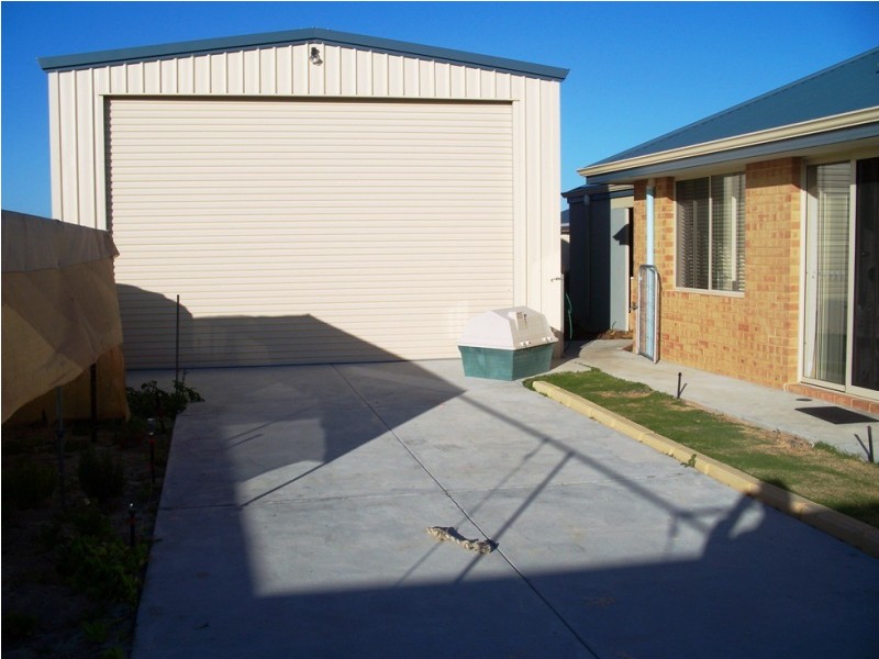 18 Dryandra Boulevard, Jurien Bay WA 6516