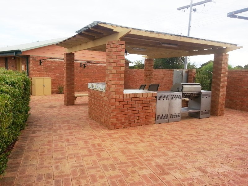 36 (U2) NAIRN STREET, Leeman WA 6514