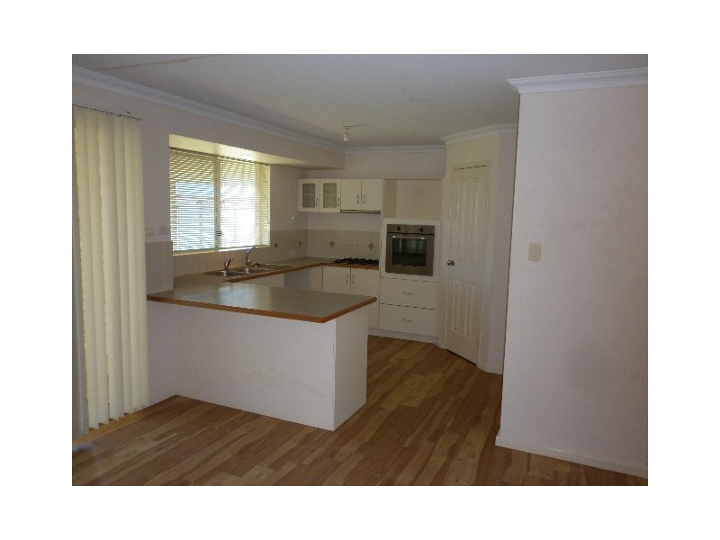 33 Dryandra Boulevard, Jurien Bay WA 6516