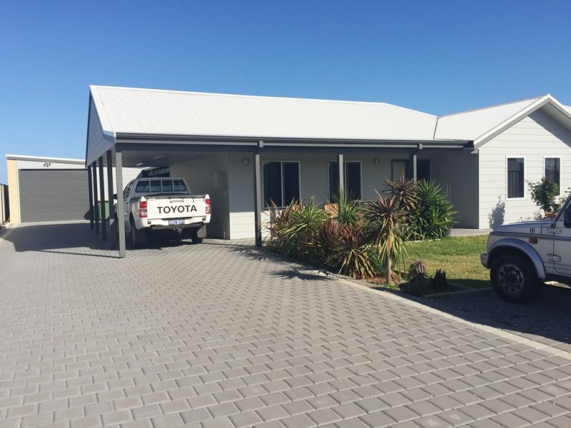 6 Tarragona Loop, Cervantes WA 6511