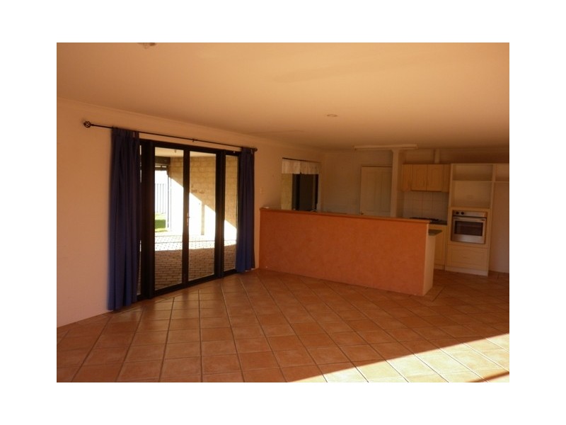 8 Shelley Cove, Jurien Bay WA 6516