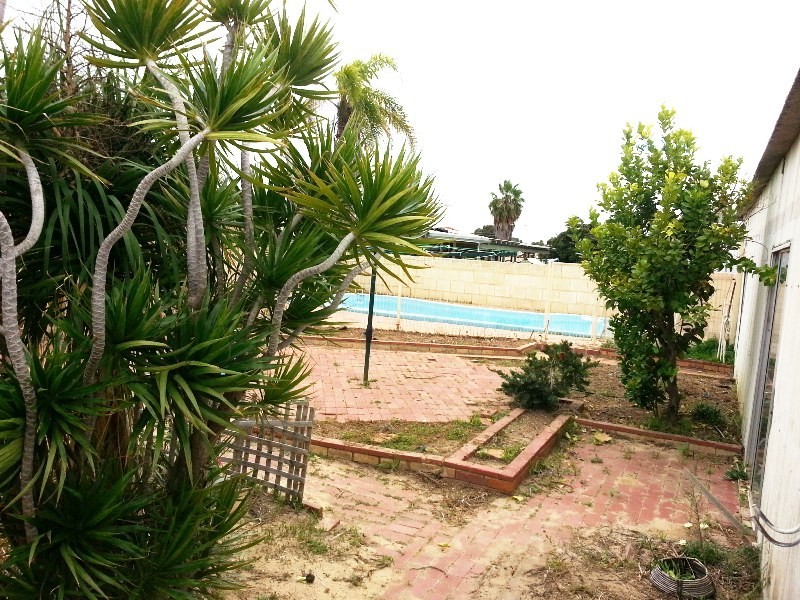 LOT 428 BONHAM STREET, Leeman WA 6514