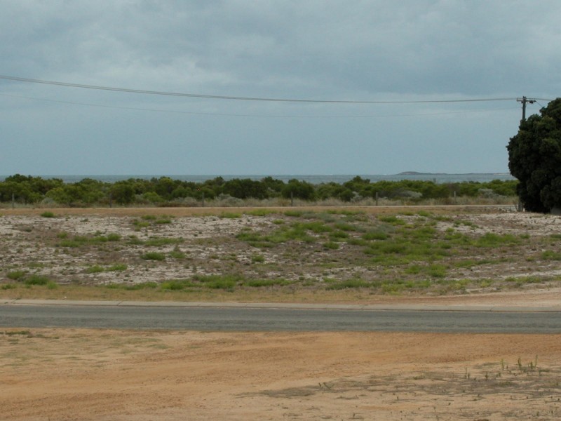 21 LINDSAY STREET, Jurien Bay WA 6516