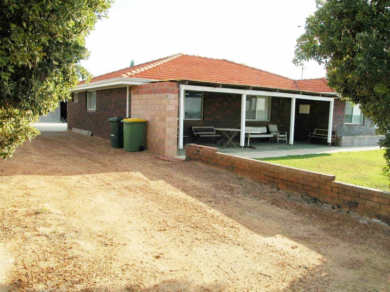 21 LINDSAY STREET, Jurien Bay WA 6516