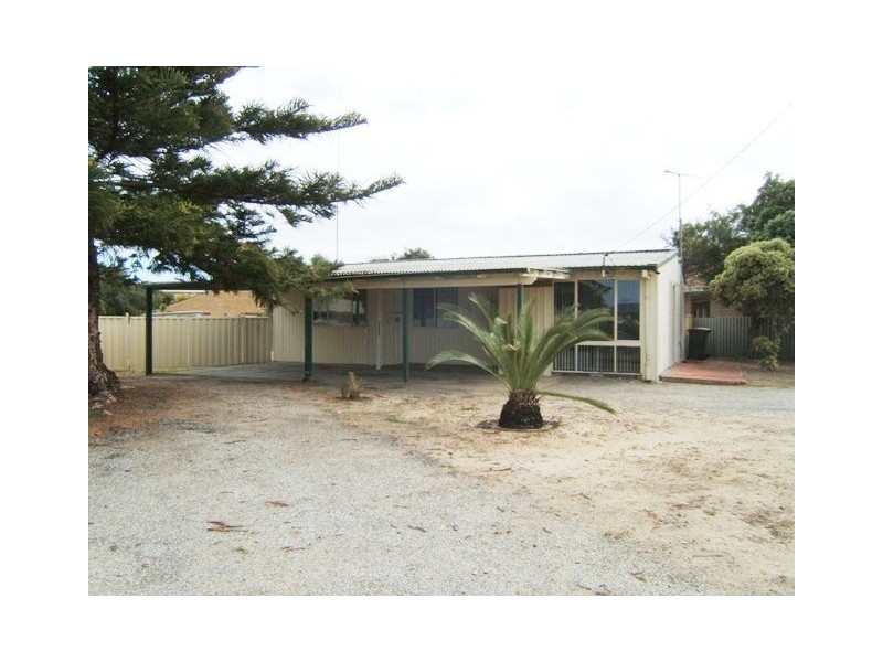 32 LESUEUR DRIVE, Jurien Bay WA 6516