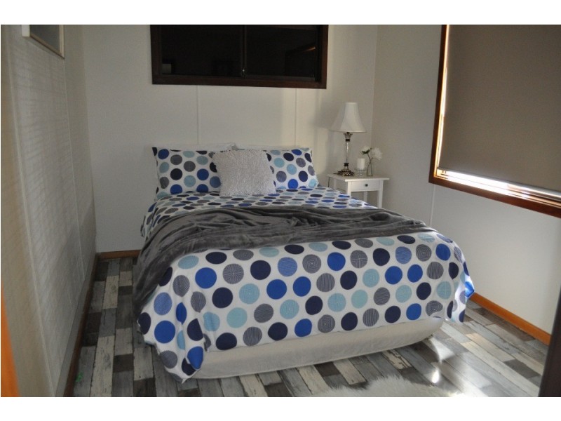 4 Bierman St, Green Head WA 6514