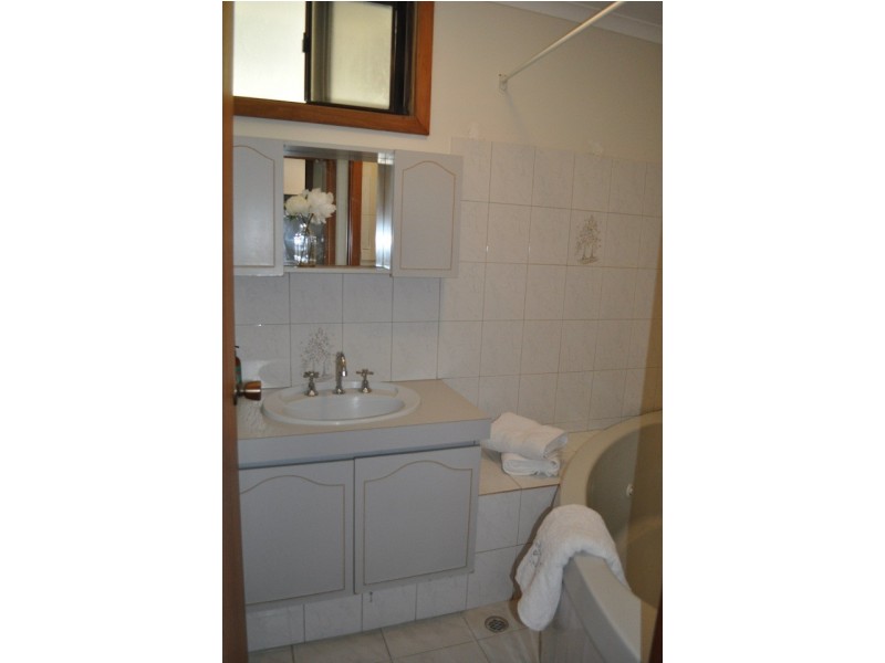 4 Bierman St, Green Head WA 6514