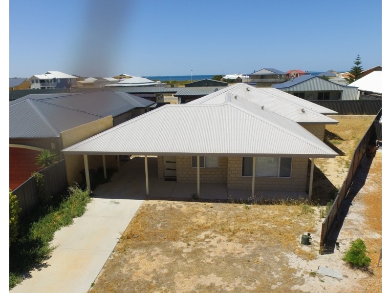 5 Pethick Loop, Green Head WA 6514