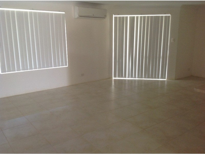 5 Pethick Loop, Green Head WA 6514