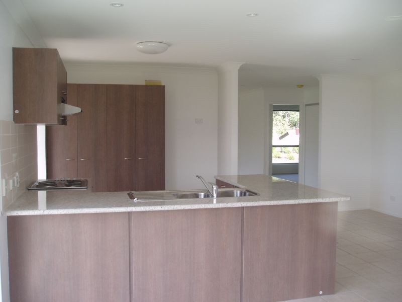 Sandstone Point QLD 4511