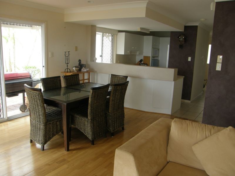 Sandstone Point QLD 4511