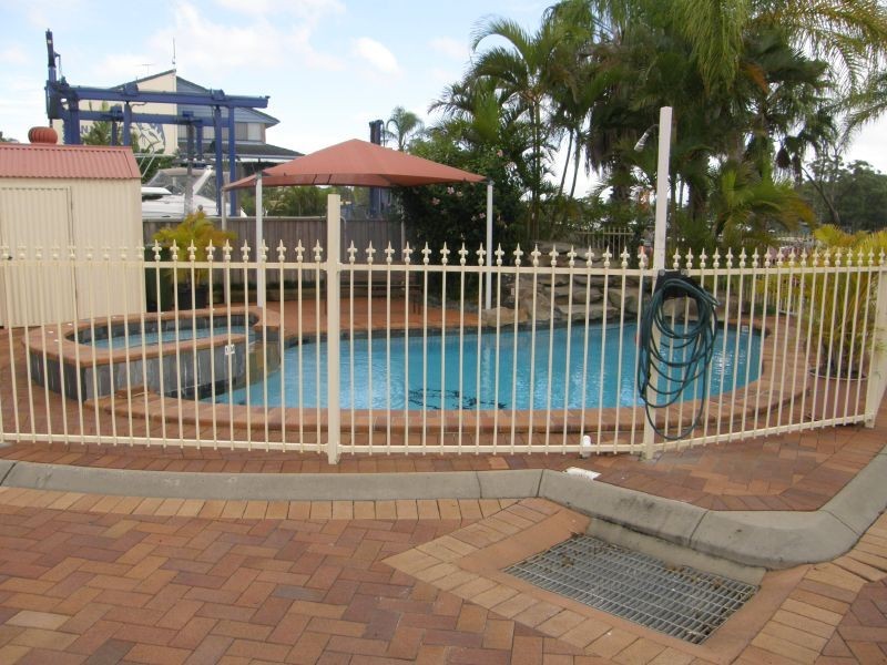 Sandstone Point QLD 4511