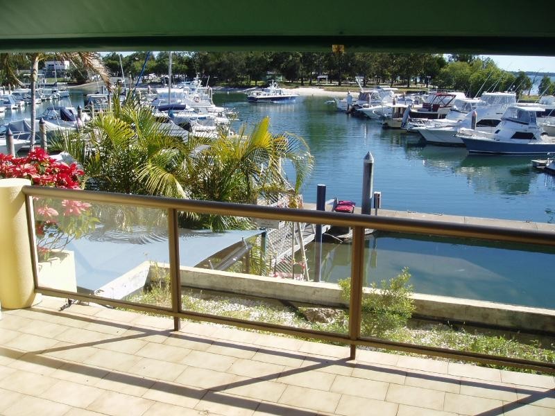 Sandstone Point QLD 4511