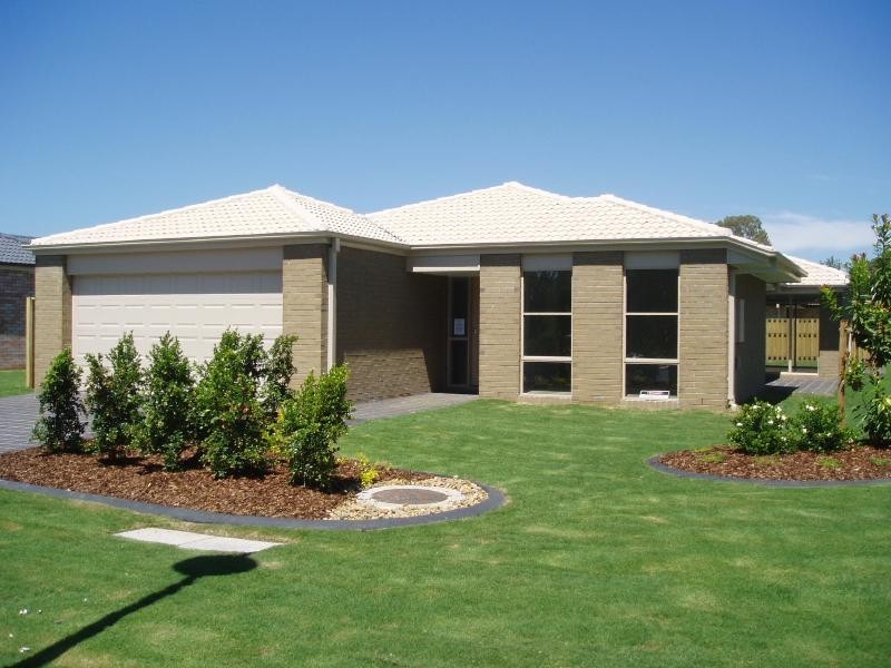 Sandstone Point QLD 4511