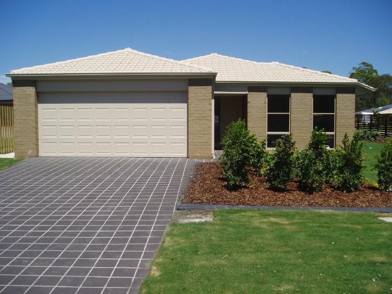 Sandstone Point QLD 4511