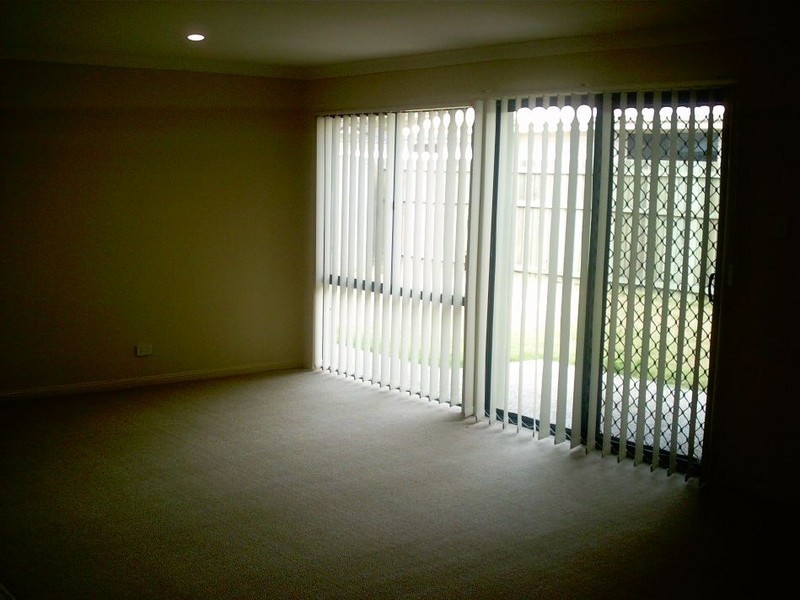 Sandstone Point QLD 4511