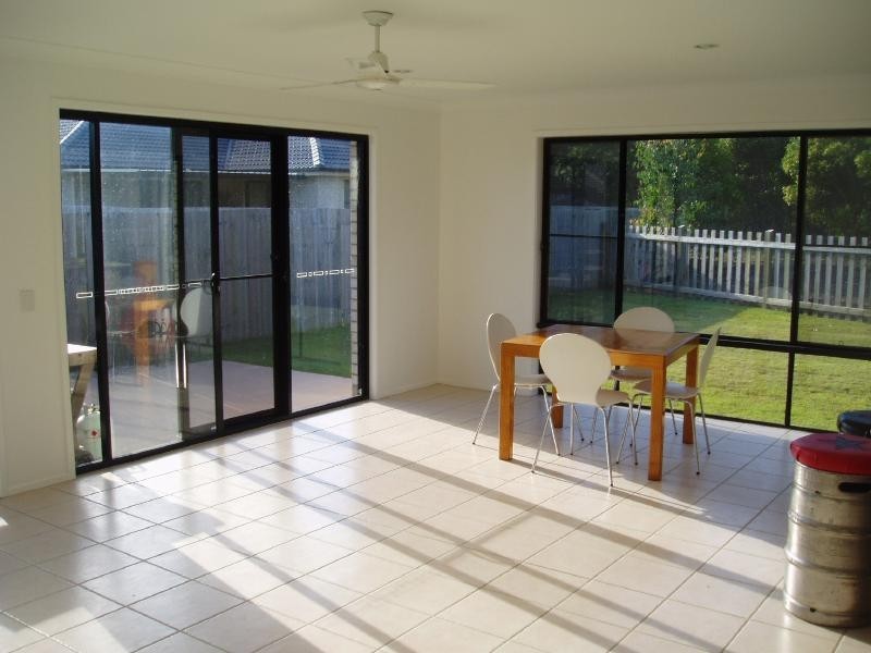 Sandstone Point QLD 4511