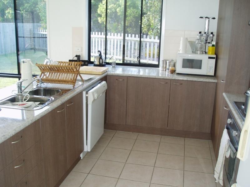 Sandstone Point QLD 4511