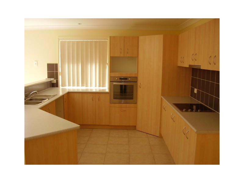 Sandstone Point QLD 4511