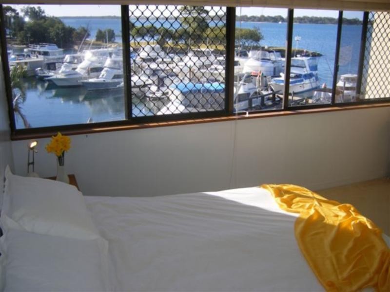 Sandstone Point QLD 4511
